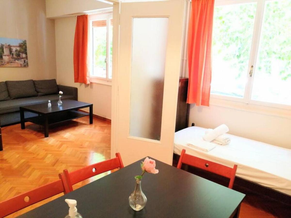 Acropolis Museum Family Apartment เอเธนส์ ภายนอก รูปภาพ